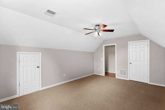 21357 MARSH CREEK DR, Broadlands, VA 20148