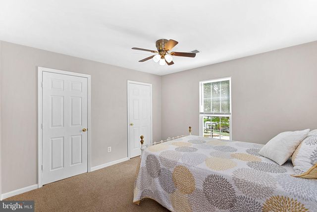 21357 MARSH CREEK DR, Broadlands, VA 20148
