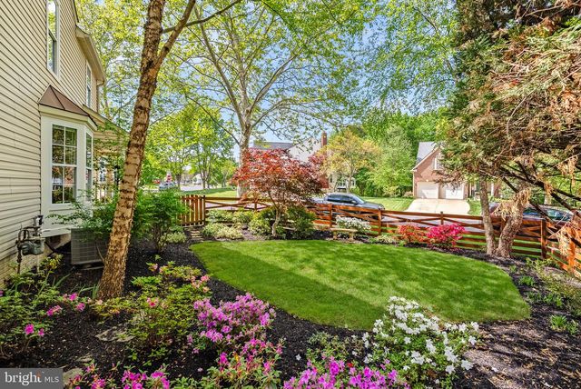 21357 MARSH CREEK DR, Broadlands, VA 20148