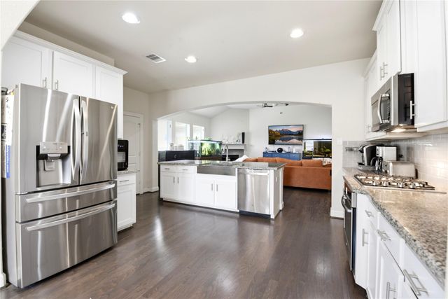417 Westwood Drive, League City, TX 77573
