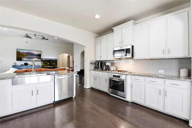 417 Westwood Drive, League City, TX 77573