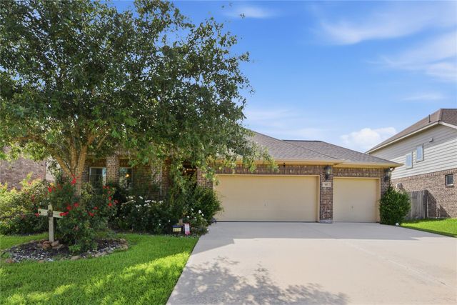 417 Westwood Drive, League City, TX 77573