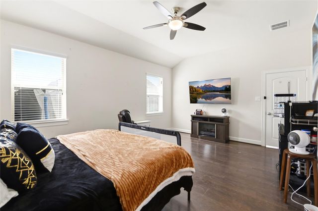 417 Westwood Drive, League City, TX 77573