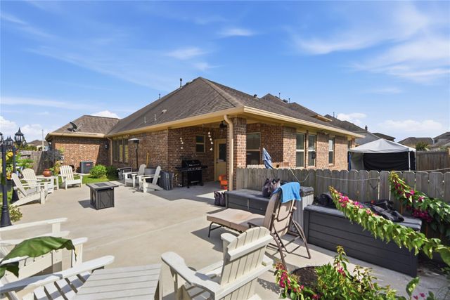 417 Westwood Drive, League City, TX 77573