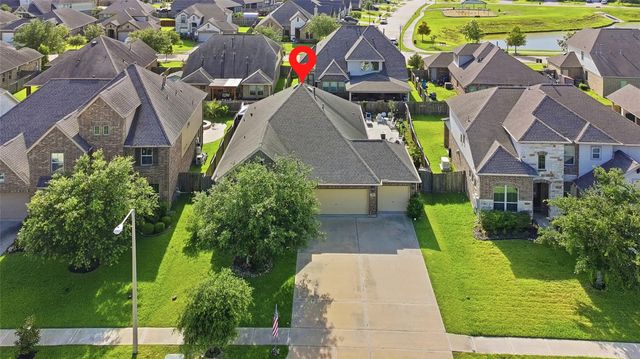 417 Westwood Drive, League City, TX 77573
