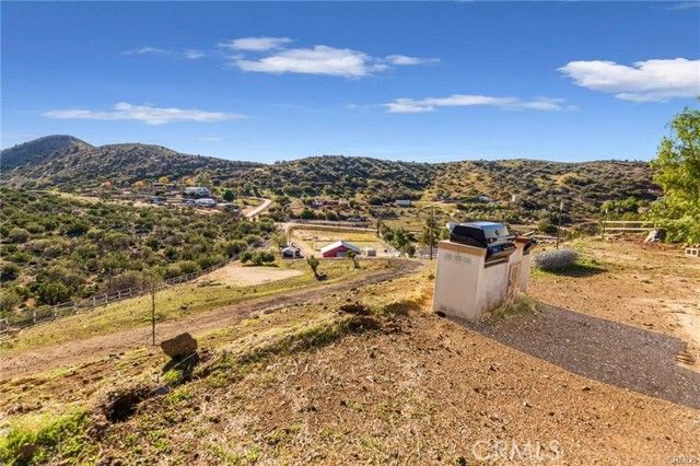 6401 Hubbard, Acton, CA 93510