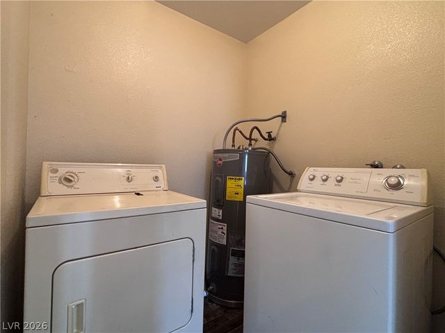 2686 Aarondavid Drive C, Las Vegas, NV 89121