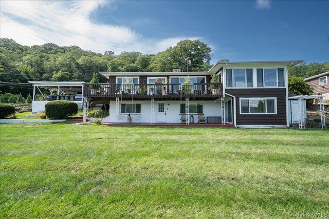 14 Hemlock Hill, Greenwood Lake, NY 10925