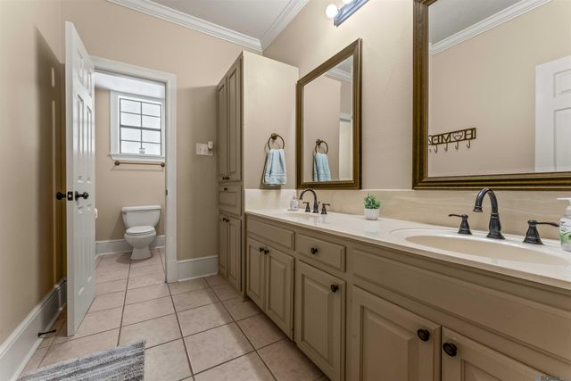 627 Morrow Ave, Zachary, LA 70791