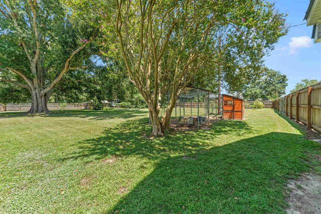 627 Morrow Ave, Zachary, LA 70791