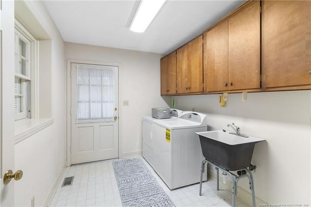 3005 Morganton Road, Fayetteville, NC 28303