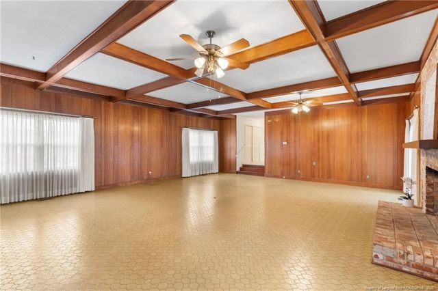 3005 Morganton Road, Fayetteville, NC 28303