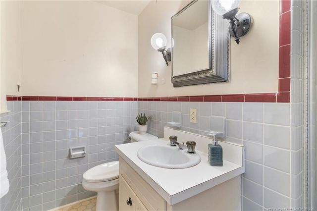 3005 Morganton Road, Fayetteville, NC 28303