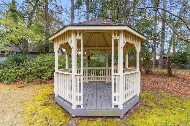 3005 Morganton Road, Fayetteville, NC 28303