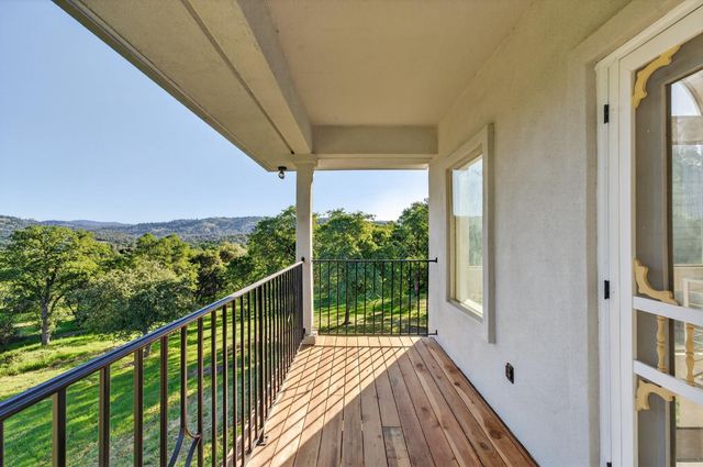 6769 Therese Trl, Browns Valley, CA 95918