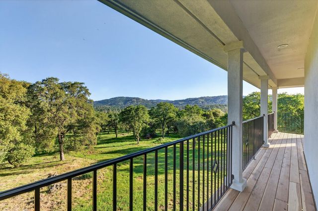 6769 Therese Trl, Browns Valley, CA 95918