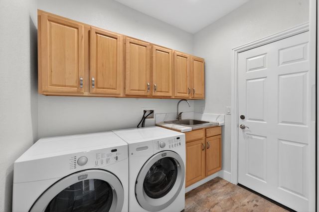 6769 Therese Trl, Browns Valley, CA 95918