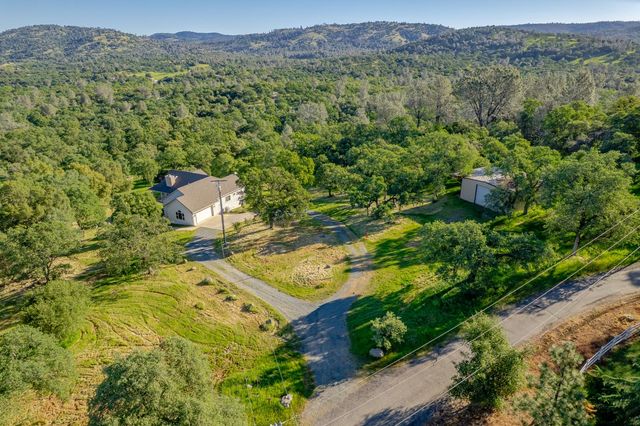 6769 Therese Trl, Browns Valley, CA 95918