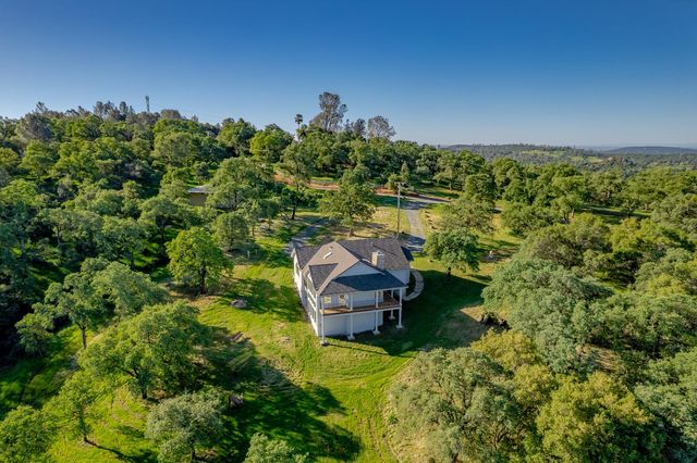 6769 Therese Trl, Browns Valley, CA 95918