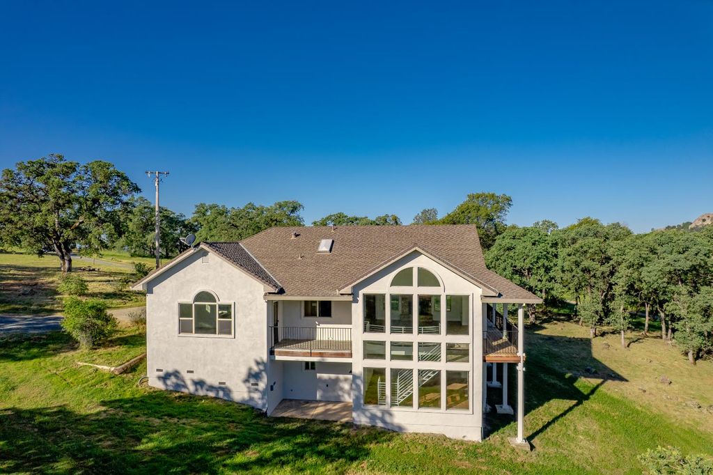 6769 Therese Trl, Browns Valley, CA 95918