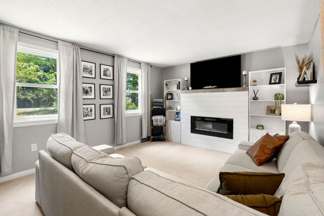 71 Mason, Townsend, MA 01474