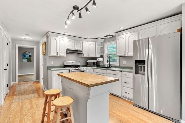 71 Mason, Townsend, MA 01474