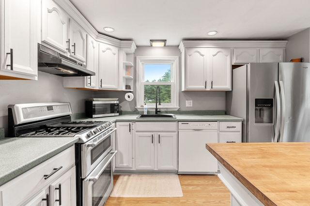 71 Mason, Townsend, MA 01474