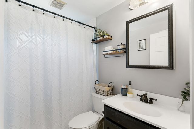 71 Mason, Townsend, MA 01474