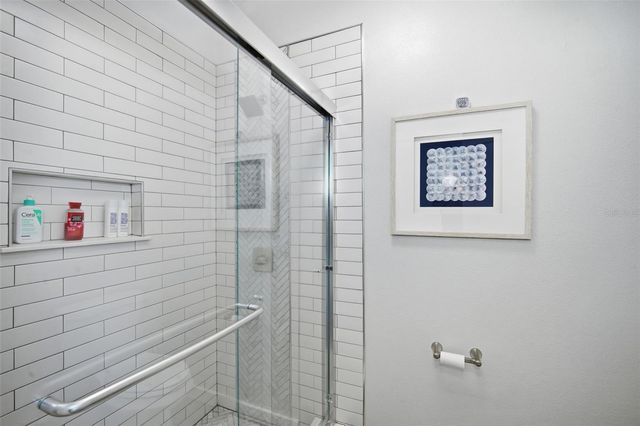 1826 NEBRASKA AVENUE NE, St Petersburg, FL 33703