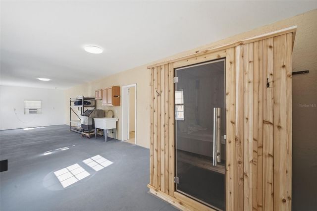 1826 NEBRASKA AVENUE NE, St Petersburg, FL 33703