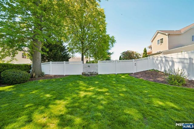 1 Hillside Terrace, Wallington, NJ 07057