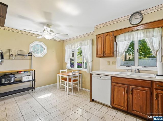 1 Hillside Terrace, Wallington, NJ 07057