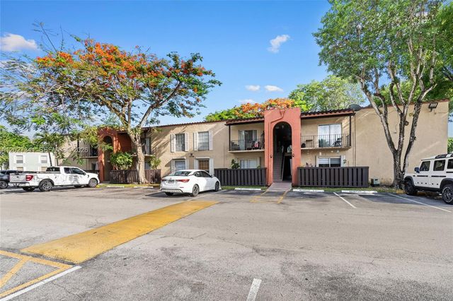 10780 N Kendall Dr E7, Miami, FL 33176