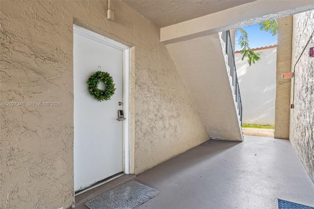 10780 N Kendall Dr E7, Miami, FL 33176