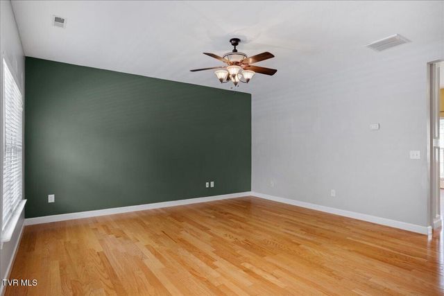 207 Azalea Ridge, Johnson City, TN 37601