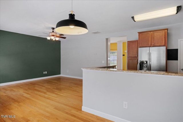 207 Azalea Ridge, Johnson City, TN 37601