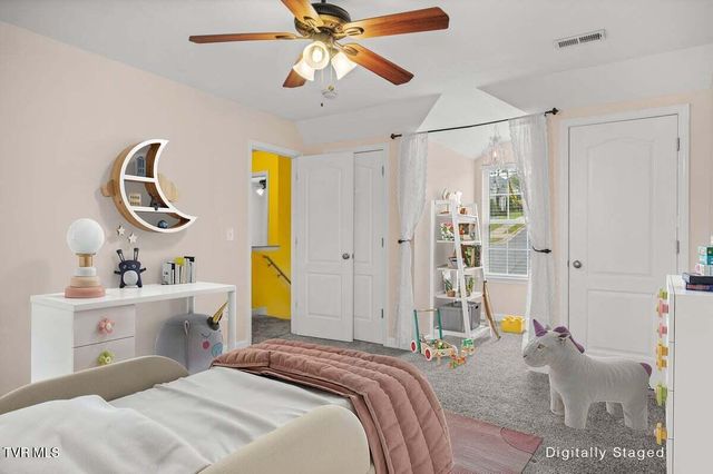 207 Azalea Ridge, Johnson City, TN 37601