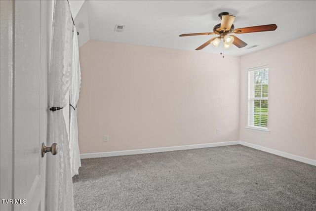 207 Azalea Ridge, Johnson City, TN 37601