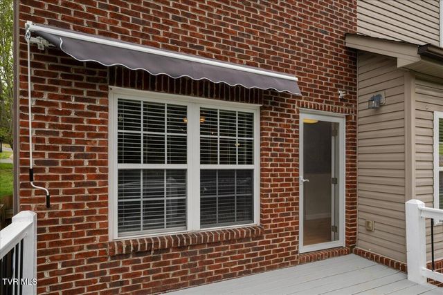 207 Azalea Ridge, Johnson City, TN 37601