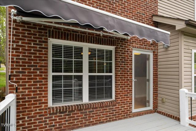 207 Azalea Ridge, Johnson City, TN 37601