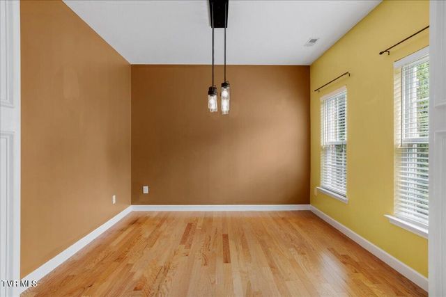 207 Azalea Ridge, Johnson City, TN 37601