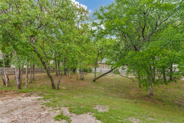 6315 Millwood Court, Arlington, TX 76016