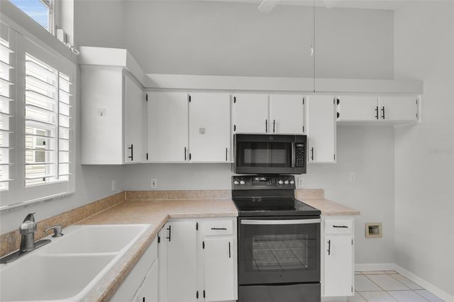 701 GLEN OAKS DRIVE, Leesburg, FL 34748
