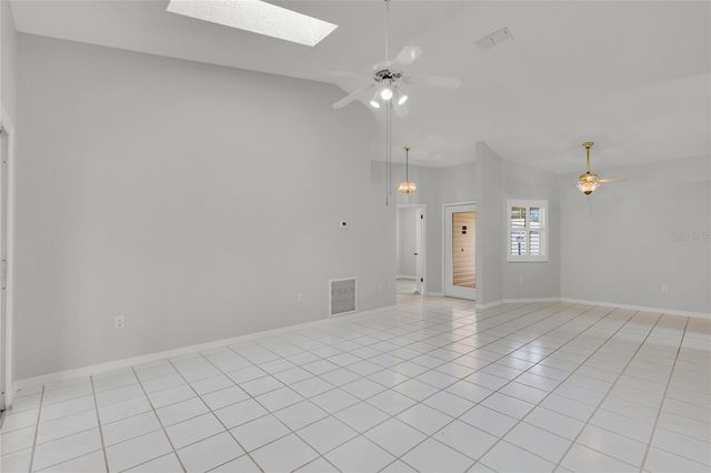 701 GLEN OAKS DRIVE, Leesburg, FL 34748