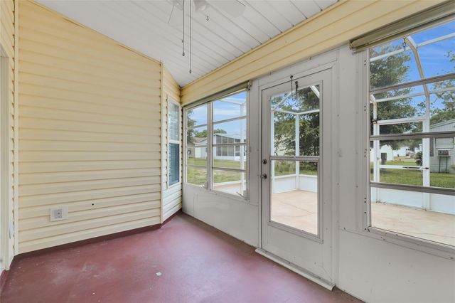 701 GLEN OAKS DRIVE, Leesburg, FL 34748