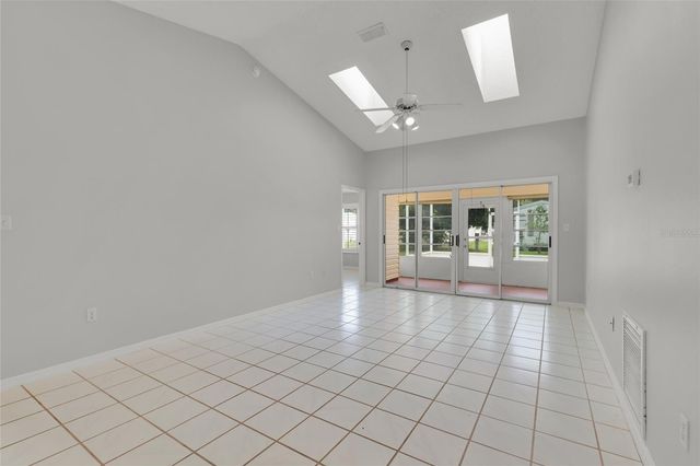 701 GLEN OAKS DRIVE, Leesburg, FL 34748