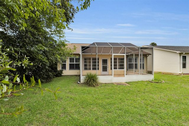 701 GLEN OAKS DRIVE, Leesburg, FL 34748