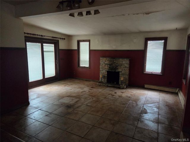 119 Cedar Street, Centereach, NY 11720