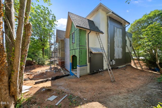 3431 Bradley Place, Raleigh, NC 27607