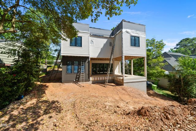 3431 Bradley Place, Raleigh, NC 27607